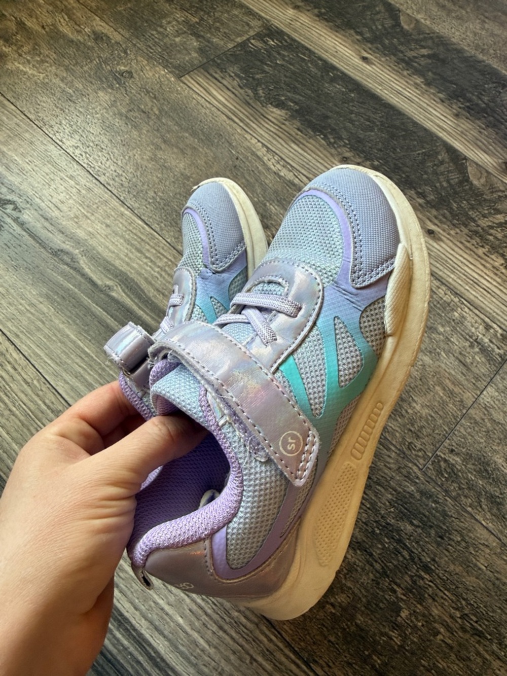 Stride Rite girl shoes sneakers Ryne size 13M/W gently used lavender